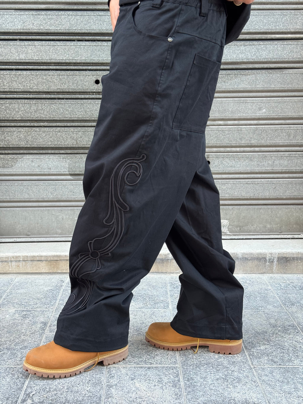 Pantalone ricamo gave