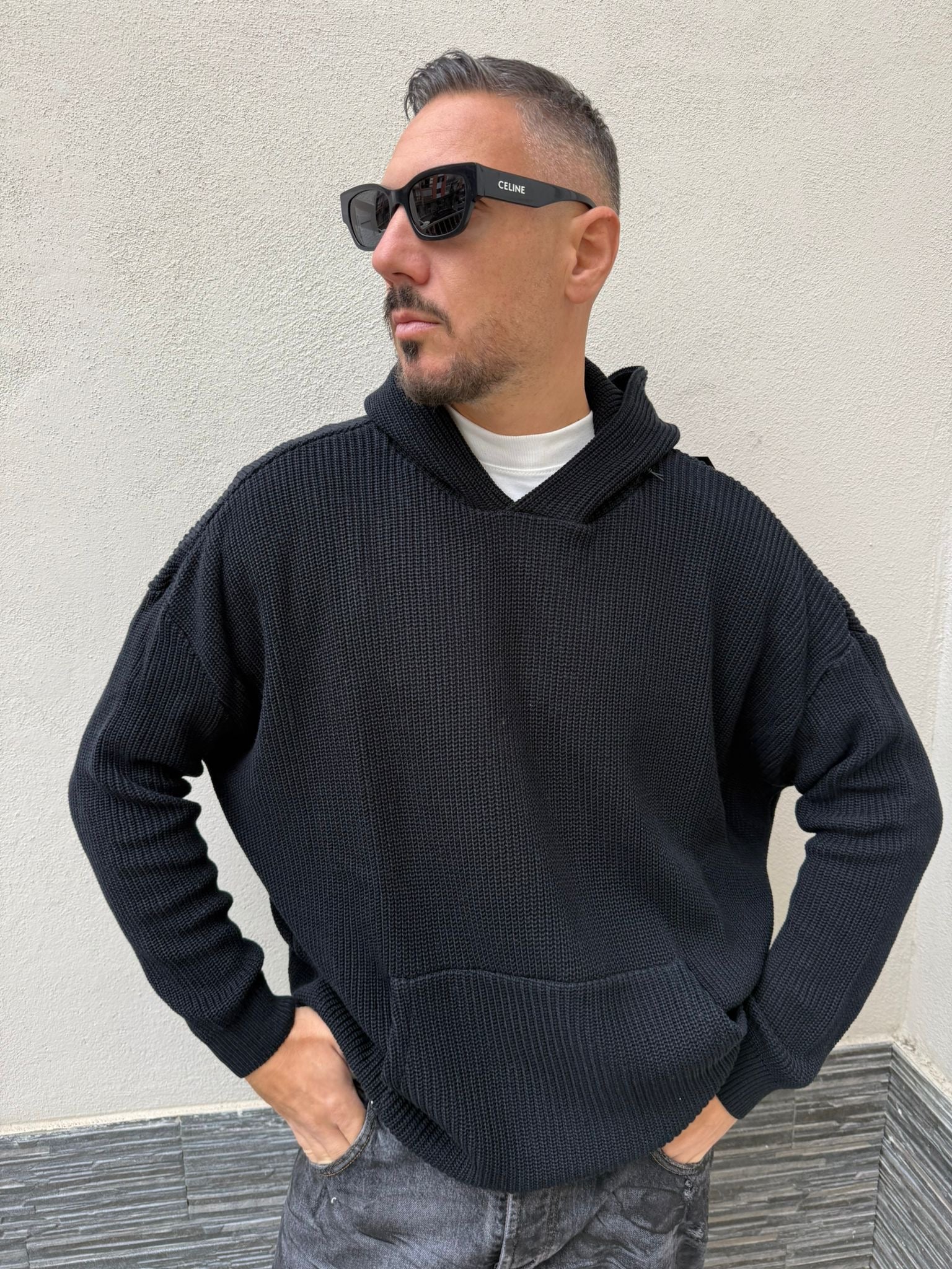 Maglione con cappuccio