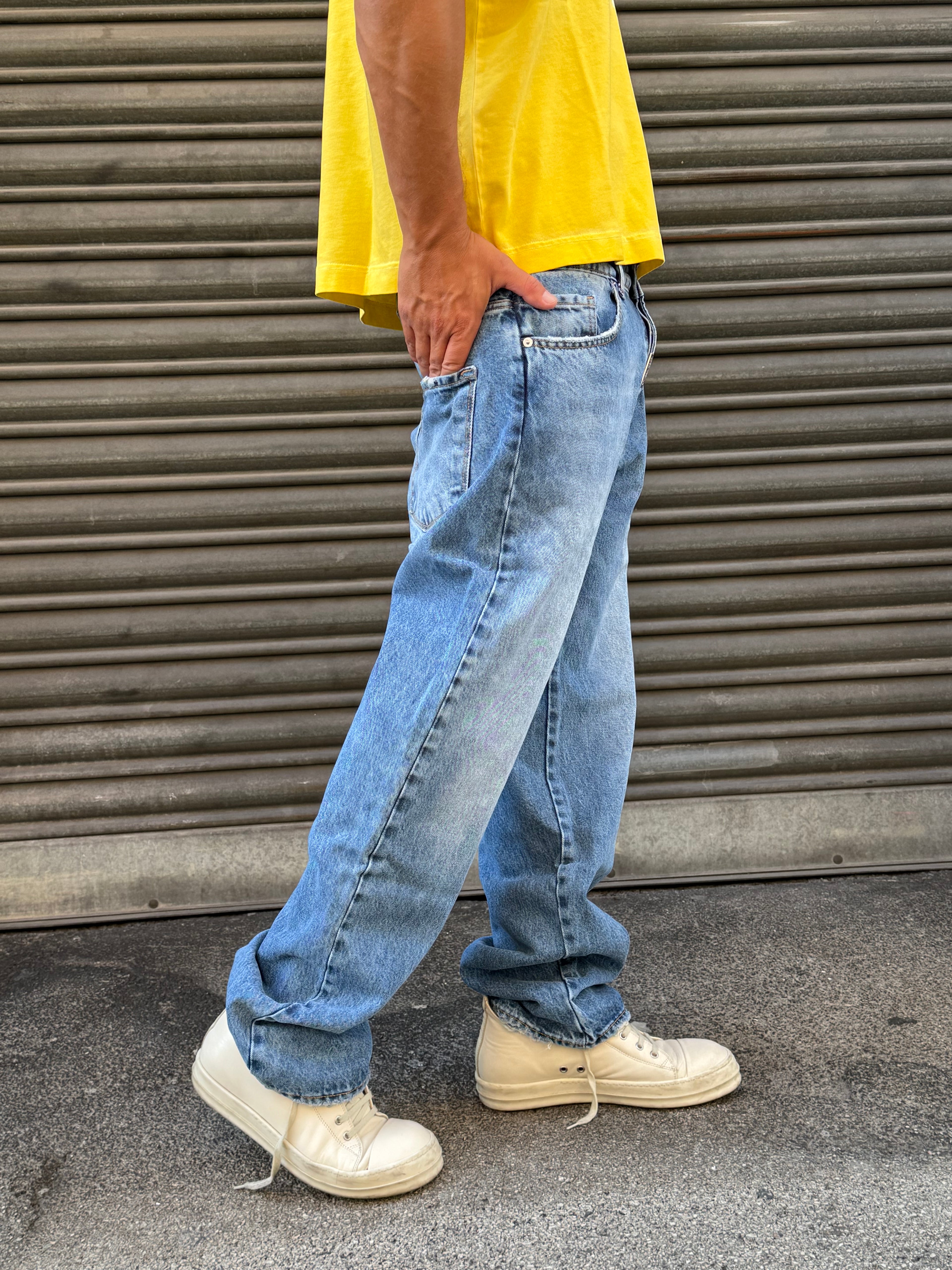Jeans donotconform