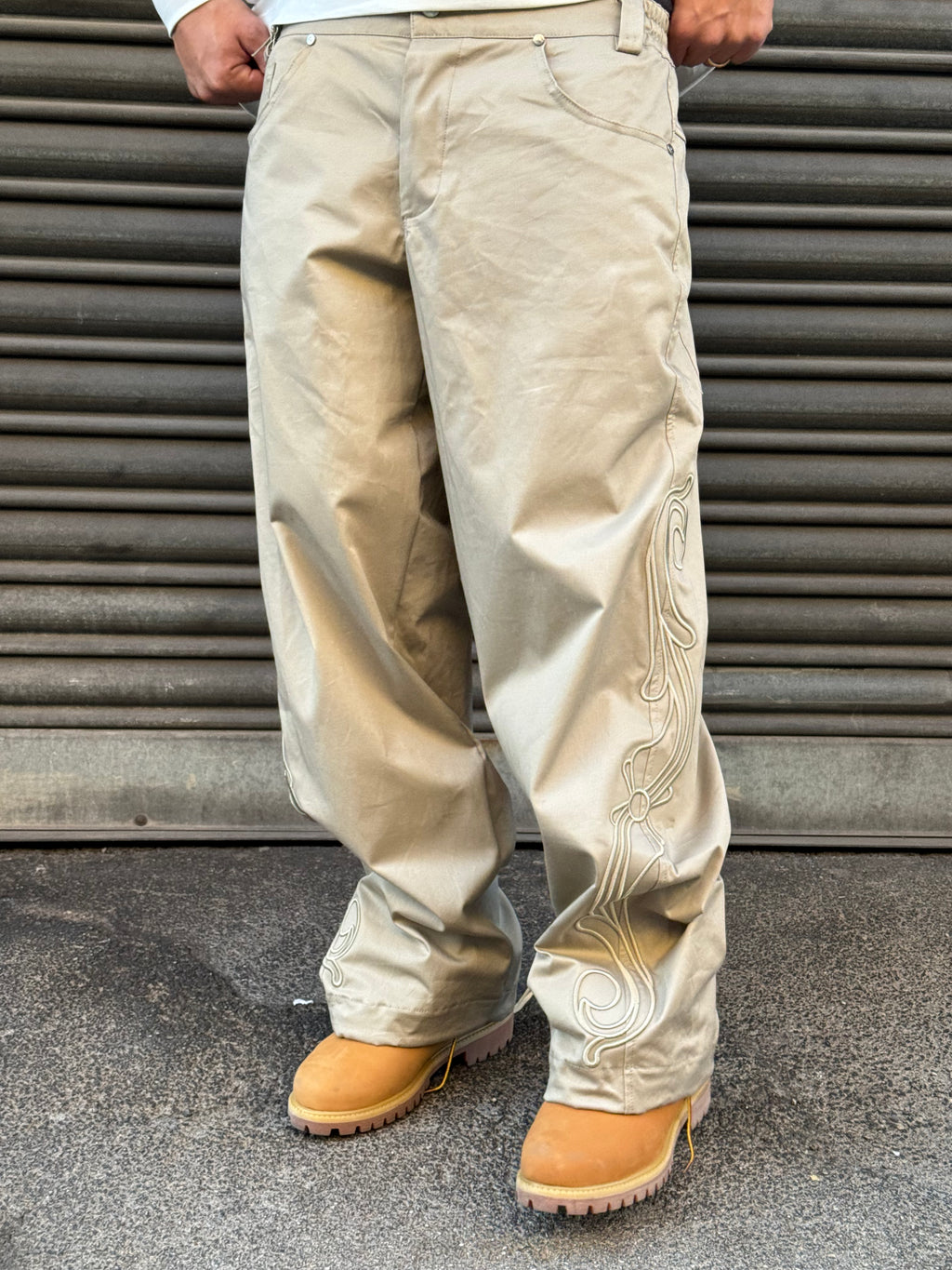 Pantalone ricamo gave