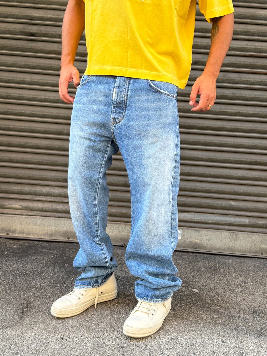 Jeans donotconform