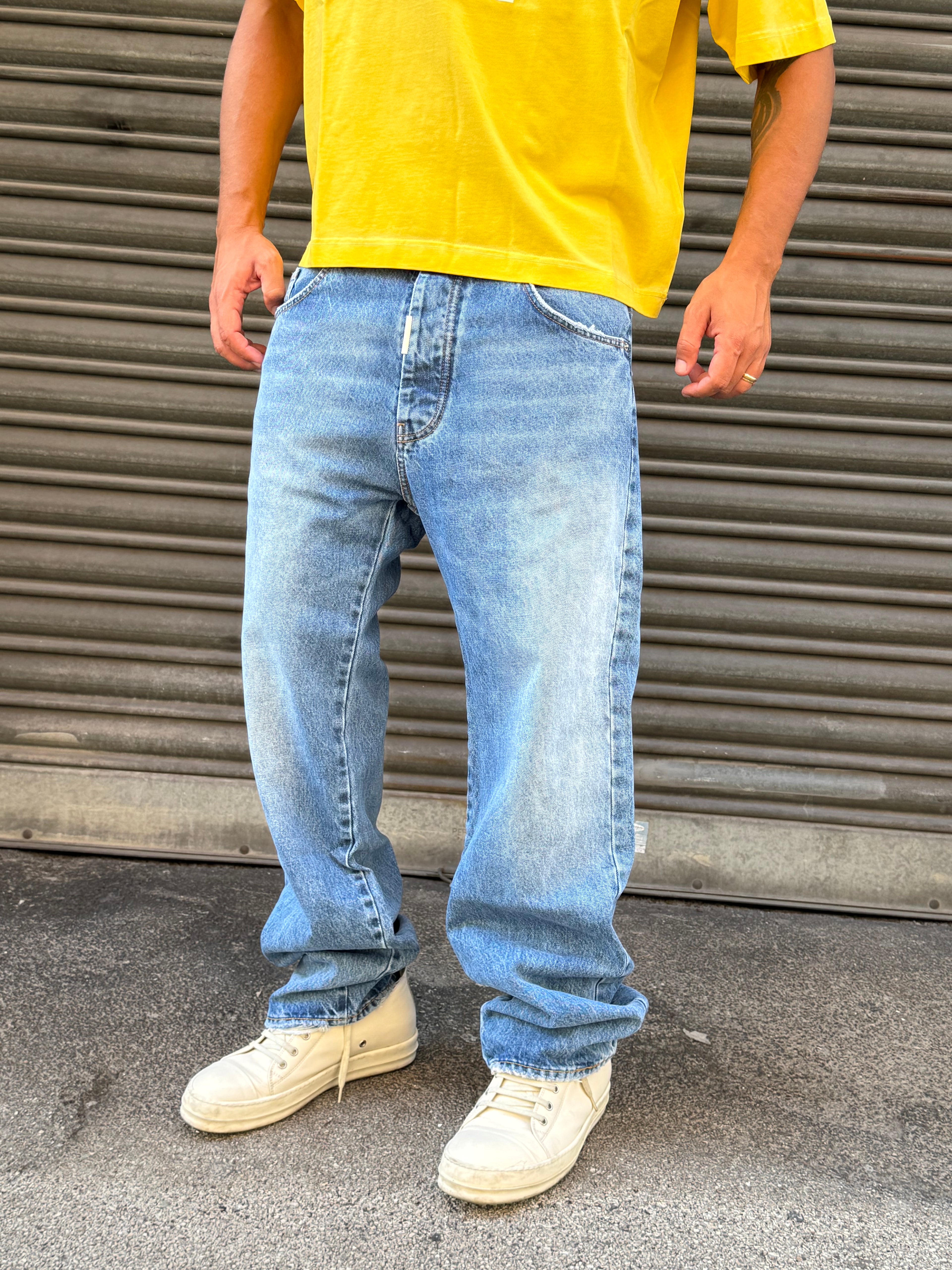 Jeans donotconform
